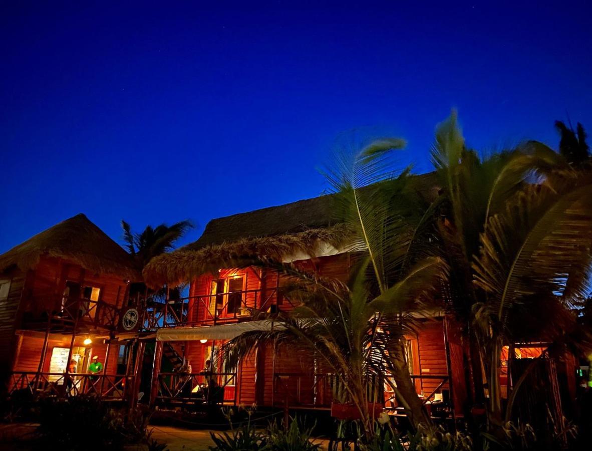 Palmeras De Mahahual Cabanas Esterno foto