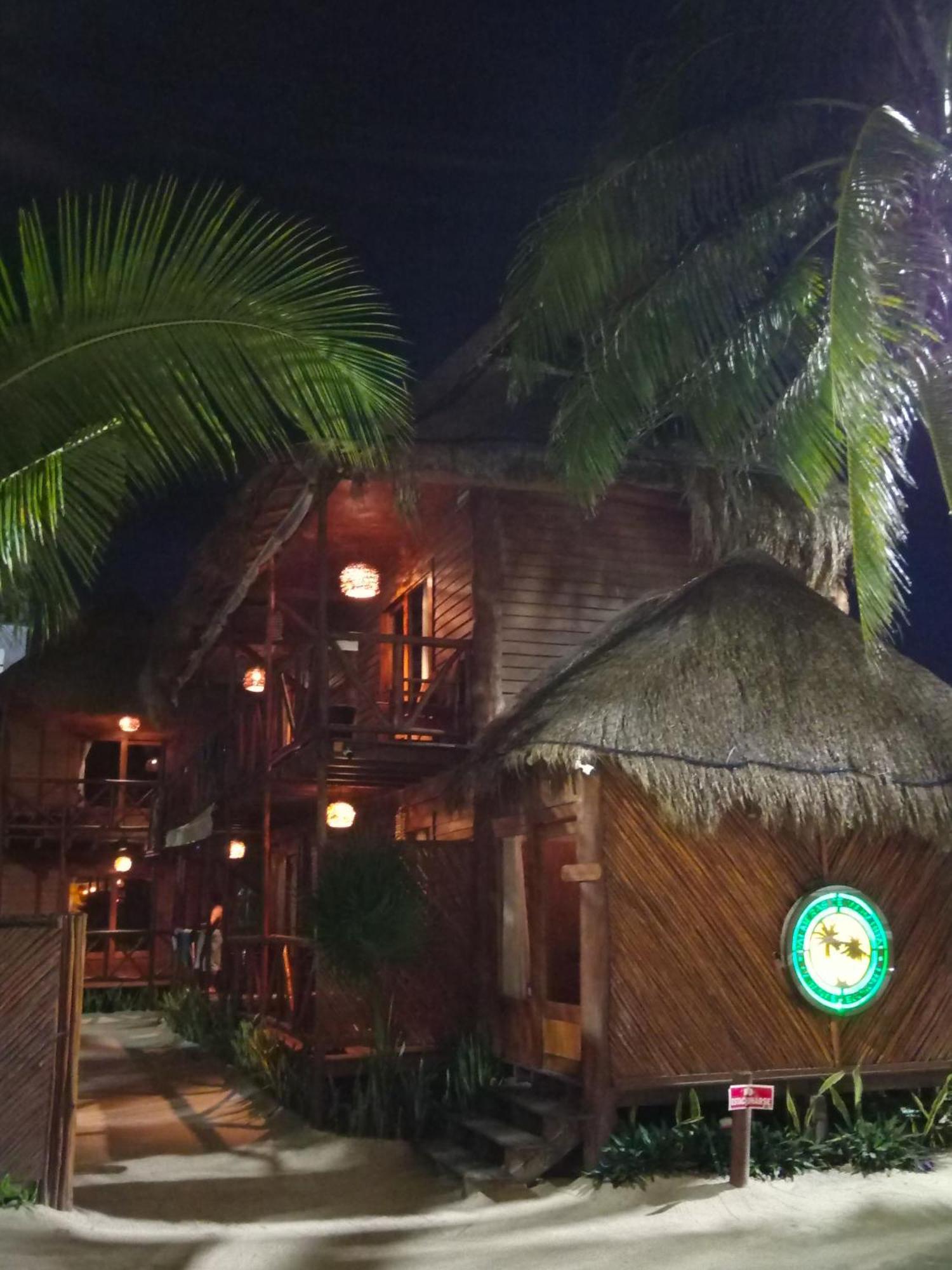 Palmeras De Mahahual Cabanas Esterno foto