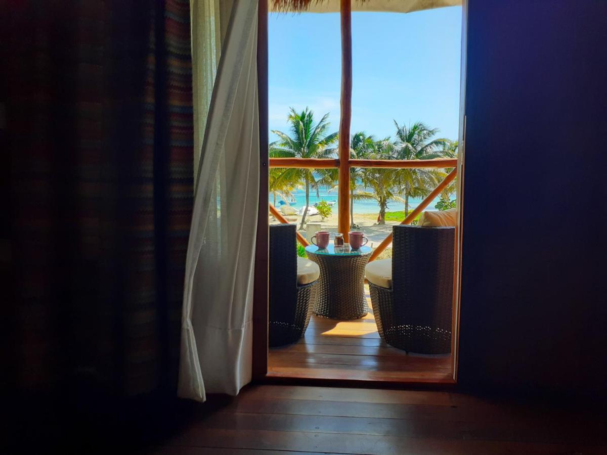 Palmeras De Mahahual Cabanas Esterno foto